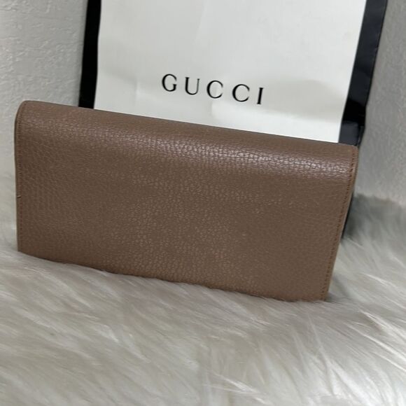 💯Authentic Gucci Zipped Around Long Wallet 🍀 - Picture 11 of 16
